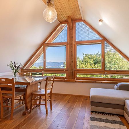 Vineyard Cottage Skatlar 3 Otocec Exterior photo