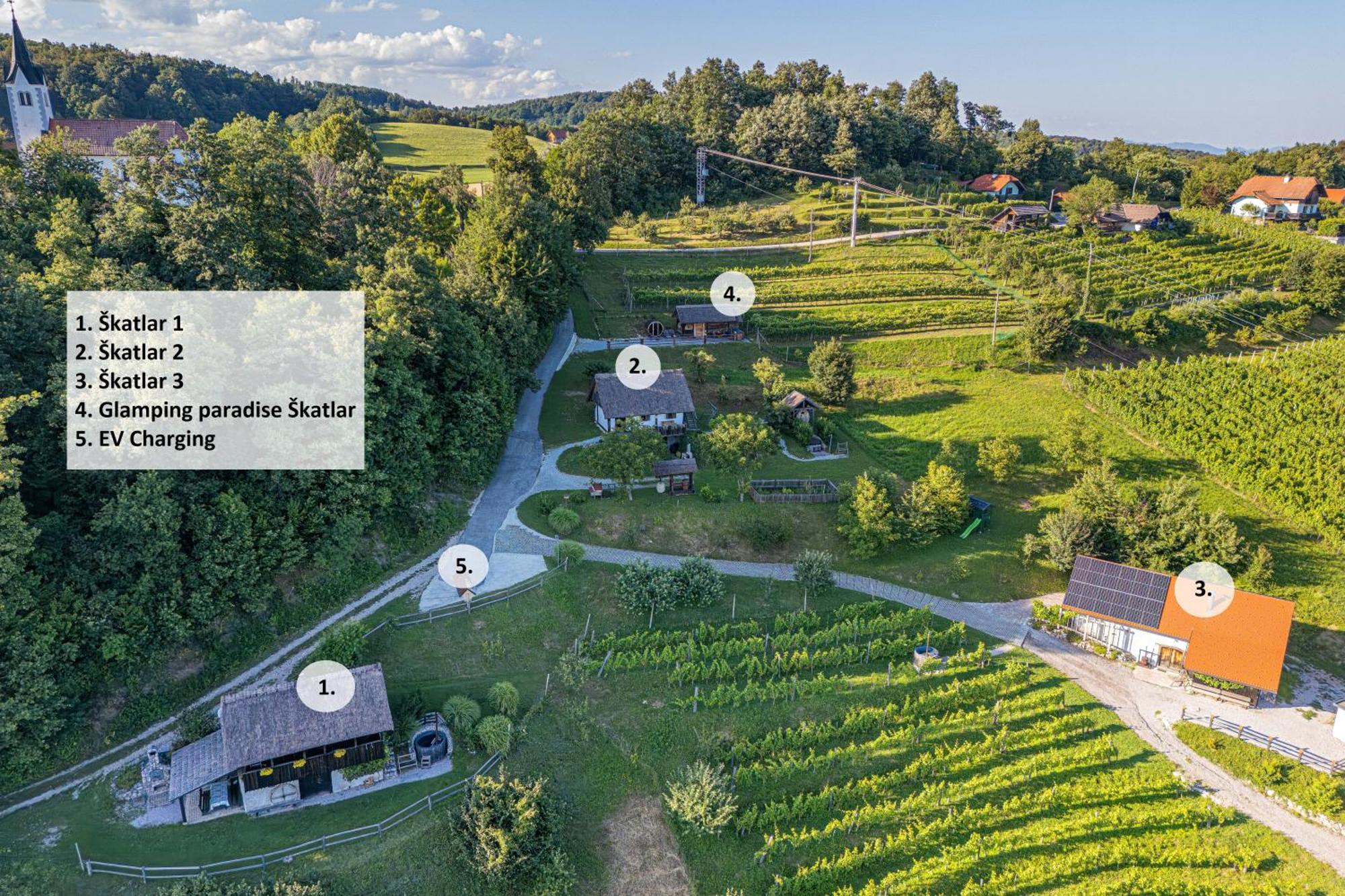 Vineyard Cottage Skatlar 3 Otocec Exterior photo